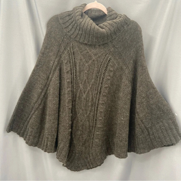 H&M Brown Cable Knit Acrylic Wool Angora Blend Turtleneck Cape Poncho One Size - Picture 1 of 7